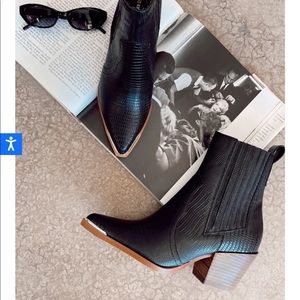 Black snake print cowboy boots